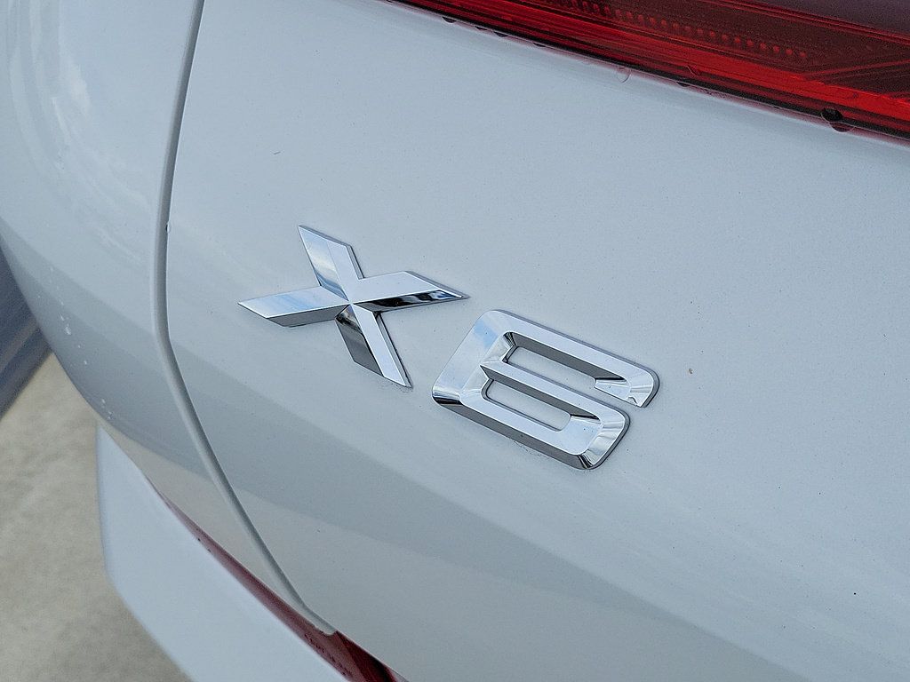 New 2026 BMW X6 xDrive40i w/ Premium Package AWD/4WD image 7