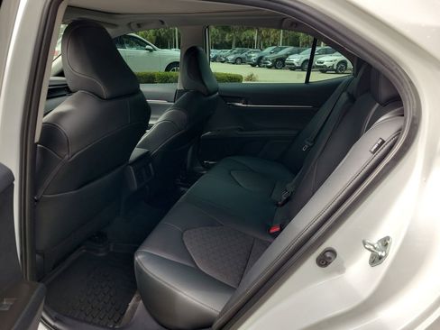 Used 2023 Toyota Camry XSE image 10