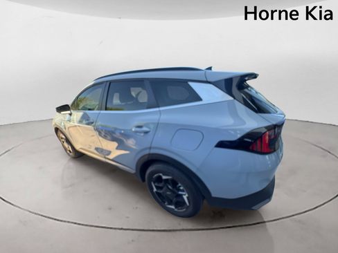 New 2026 Kia Sportage EX w/ EX Panorama Roof Package FWD image 6