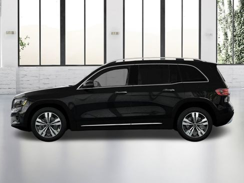 Used 2026 Mercedes-Benz GLB 250 4MATIC image 34