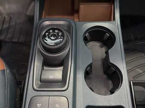 Used 2024 Ford Maverick Lariat image 19