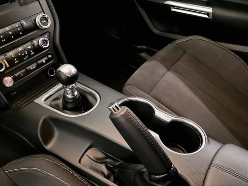 Used 2019 Ford Mustang GT RWD image 16