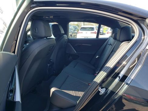 New 2026 BMW 530i xDrive w/ M Sport Package AWD/4WD image 7