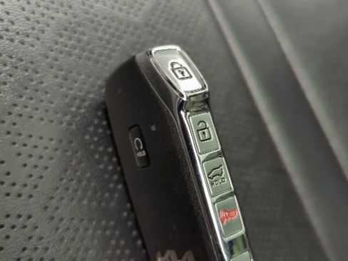 Used 2023 Kia Sorento SX FWD image 6