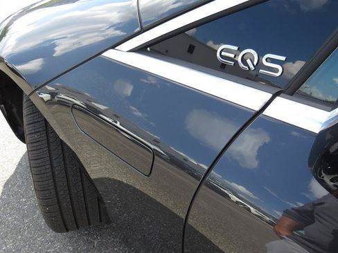 Used 2024 Mercedes-Benz EQS 450+ Sedan image 28