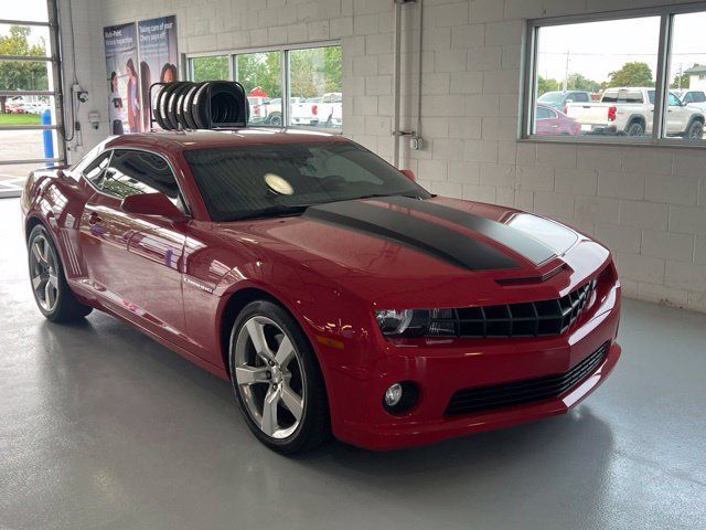 Used 2010 Chevrolet Camaro SS w/ RS Package RWD image 2