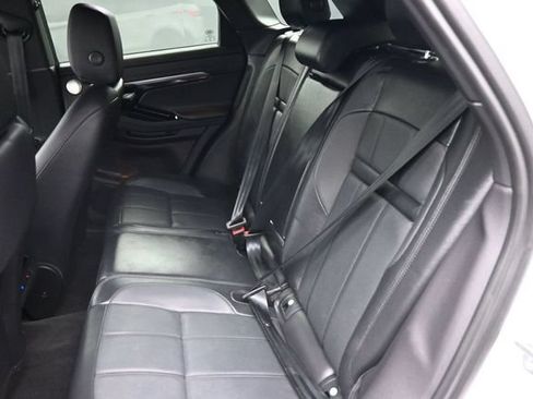 Used 2022 Land Rover Range Rover Evoque R-Dynamic SE AWD/4WD image 18