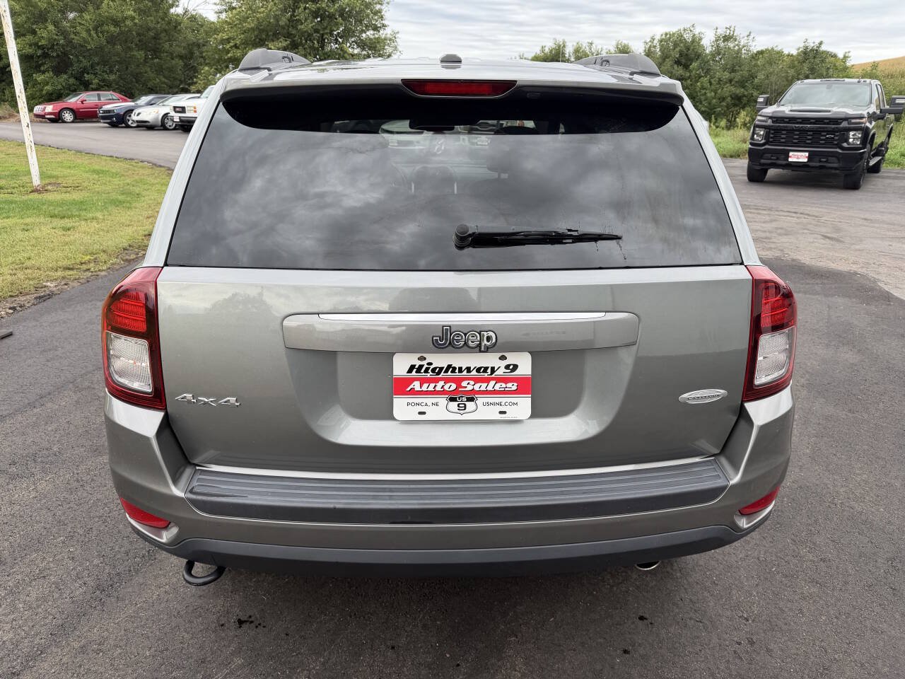 Used 2014 Jeep Compass Latitude AWD/4WD image 4