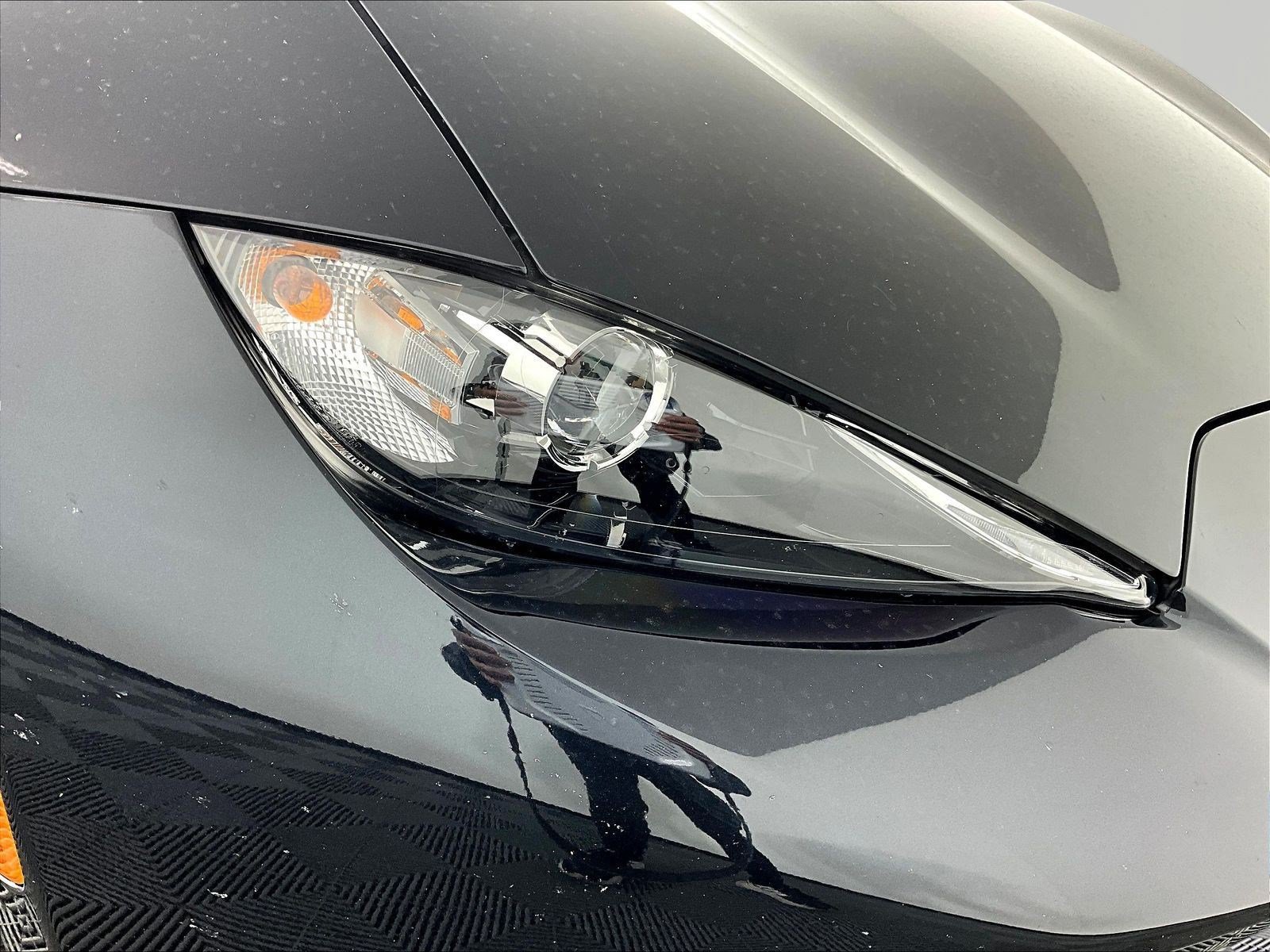 Used 2023 MAZDA MX-5 Miata Grand Touring RWD image 22