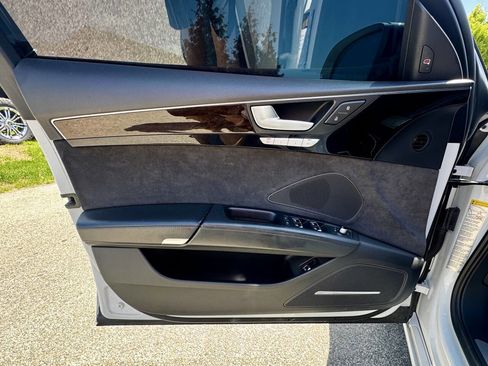 Used 2016 Audi A8 L 3.0T w/ Executive Package image 29