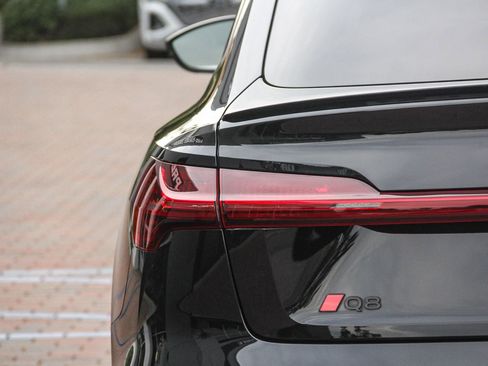 Certified 2024 Audi Q8 e-tron Premium Plus w/ Premium Plus Package image 8