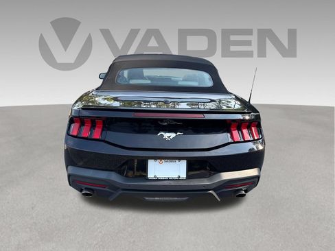 Used 2024 Ford Mustang Premium RWD image 27