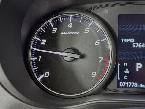 Used 2019 Mitsubishi Outlander SEL image 12