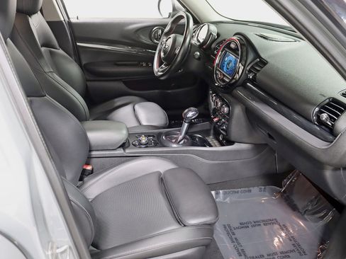 Used 2019 MINI Cooper Clubman S image 26