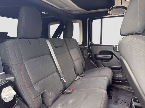 Used 2021 Jeep Wrangler Unlimited Rubicon AWD/4WD image 18