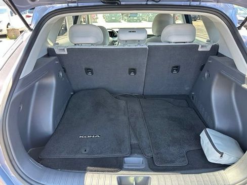 Used 2024 Hyundai Kona SEL FWD image 8