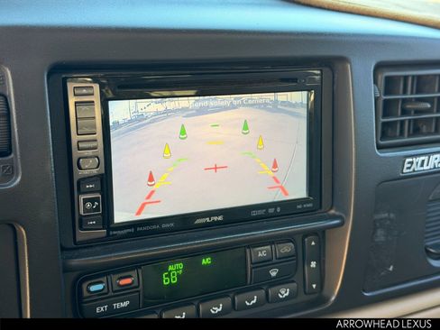 Used 2005 Ford Excursion Limited image 28