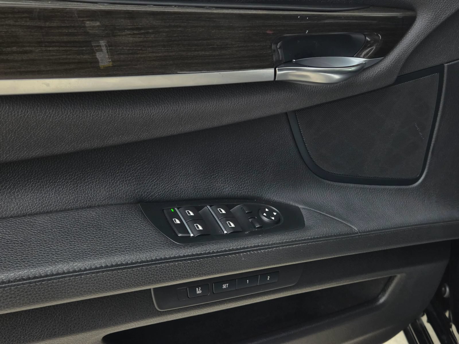 Used 2015 BMW 740Li RWD image 33