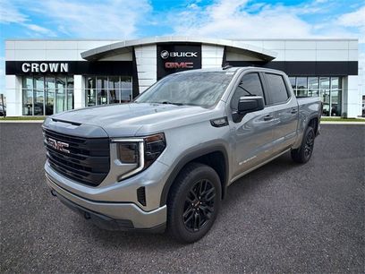 Used 2024 GMC Sierra 1500 Pro w/ Graphite Edition