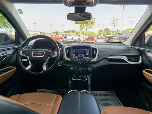 Used 2018 GMC Terrain SLT w/ Preferred Package FWD image 14