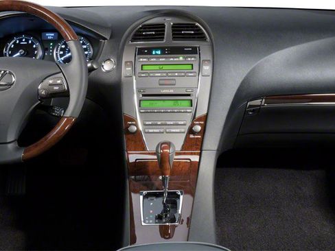 Used 2010 Lexus ES 350 w/ Preferred Accessory Package FWD image 11