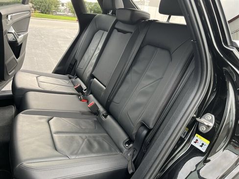 Used 2021 Audi Q3 2.0T Premium Plus w/ Premium Plus Package image 30