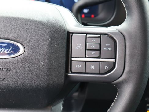 Used 2025 Ford F350 Lariat w/ Black Appearance Package image 26