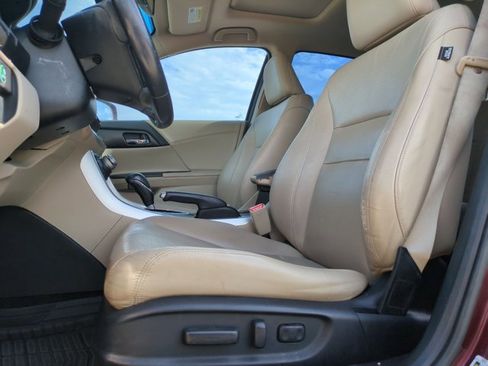 Used 2013 Honda Accord Touring image 16