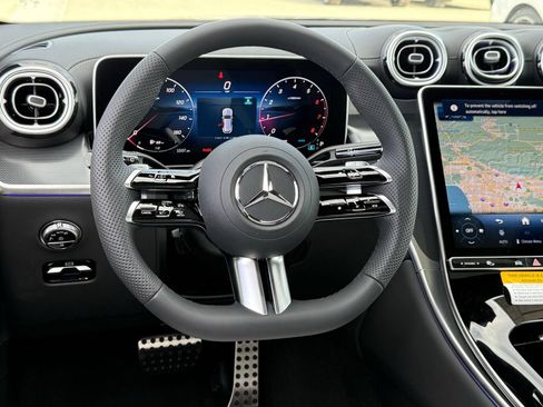 New 2026 Mercedes-Benz GLC 300 image 25