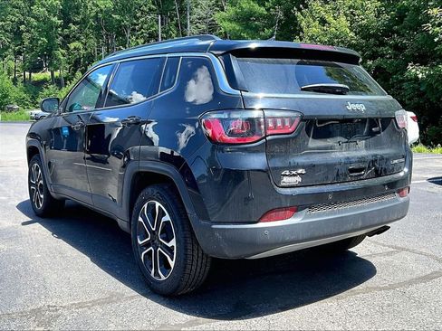 Used 2022 Jeep Compass Limited AWD/4WD image 6