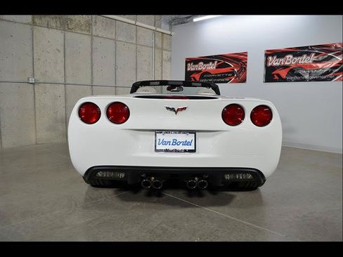 Used 2010 Chevrolet Corvette Convertible w/ Preferred Equipment Group RWD image 6
