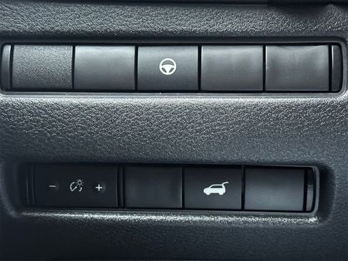 Used 2022 Nissan Rogue SL image 22