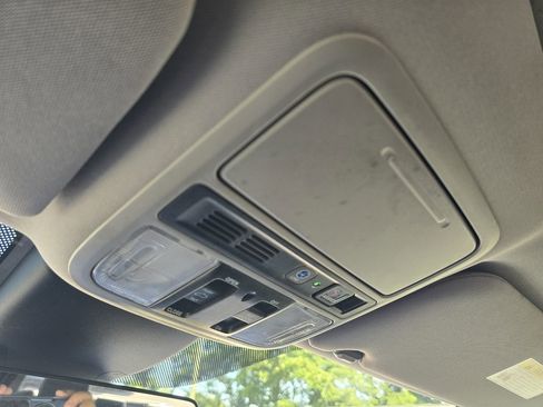 Used 2023 Honda Odyssey Touring image 22
