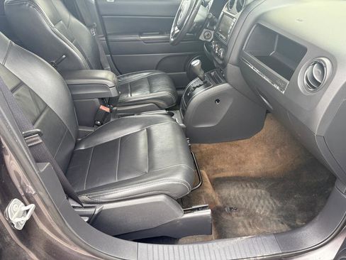 Used 2017 Jeep Patriot High Altitude image 14