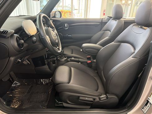 Used 2024 MINI Cooper S FWD image 5