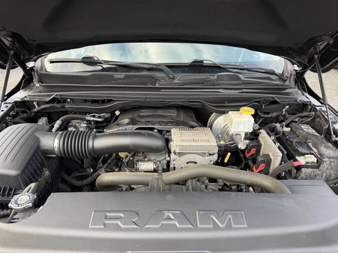 Used 2020 RAM 1500 Laramie AWD/4WD image 38