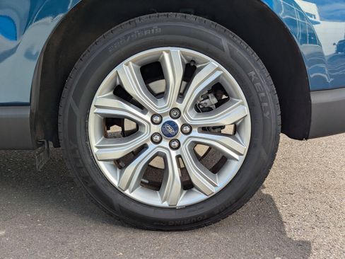 Used 2020 Ford Edge Titanium image 50