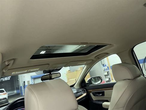 Certified 2022 Honda CR-V Touring image 25