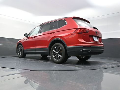 Used 2023 Volkswagen Tiguan SE FWD image 25
