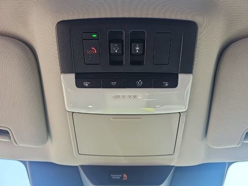 Used 2023 Nissan Pathfinder SL w/ SL Premium Package AWD/4WD image 26