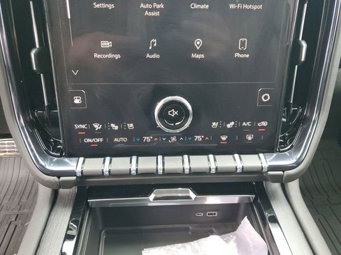New 2026 GMC Yukon XL AT4 Ultimate AWD/4WD image 48