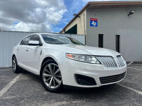 Used 2011 Lincoln MKS FWD image 9