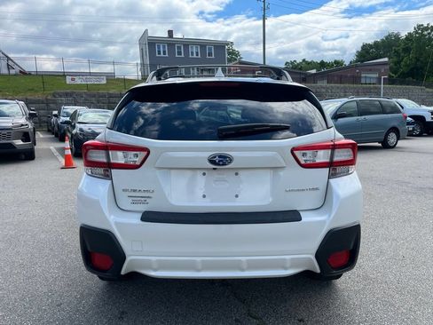 Used 2018 Subaru Crosstrek 2.0i Premium AWD/4WD image 4