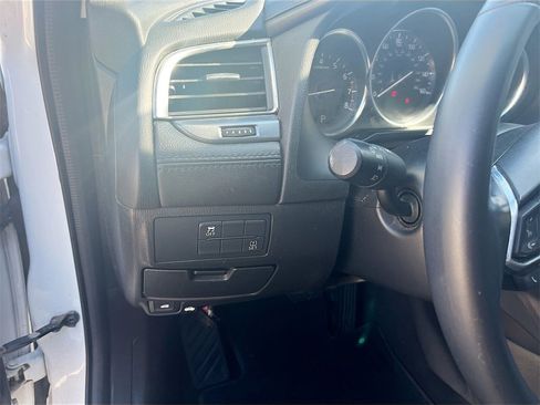 Used 2017 MAZDA MAZDA6 Touring image 9