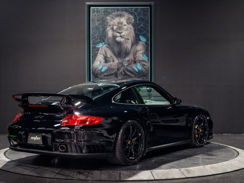 Used 2008 Porsche 911 GT2 RWD image 4