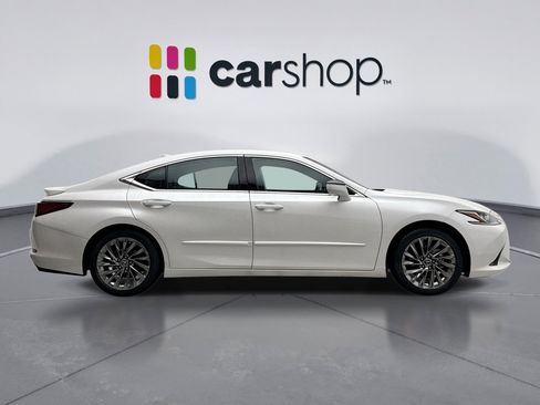 Used 2024 Lexus ES 350 w/ Luxury Package image 6