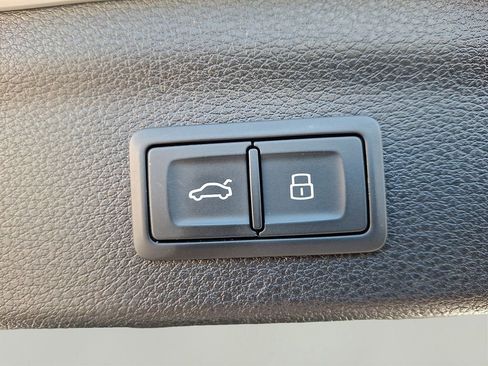 Used 2022 Audi Q3 2.0T Premium Plus w/ Premium Plus Package image 28