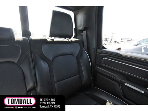 Used 2025 RAM 1500 Laramie AWD/4WD image 12