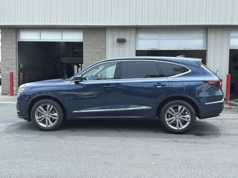 Used 2025 Acura MDX SH-AWD image 13