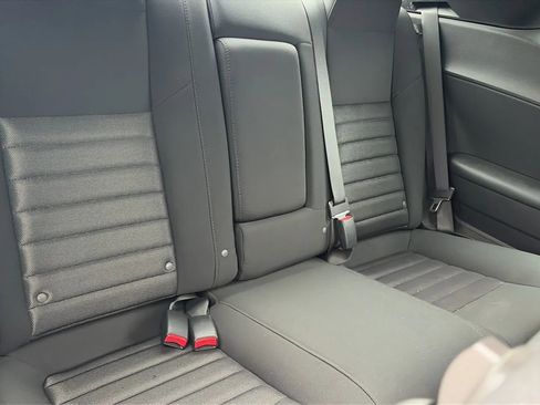 Used 2009 Dodge Challenger SE image 48